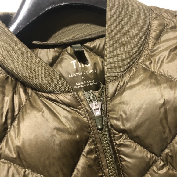 Aritzia puffer coat - Picture 2 of 2